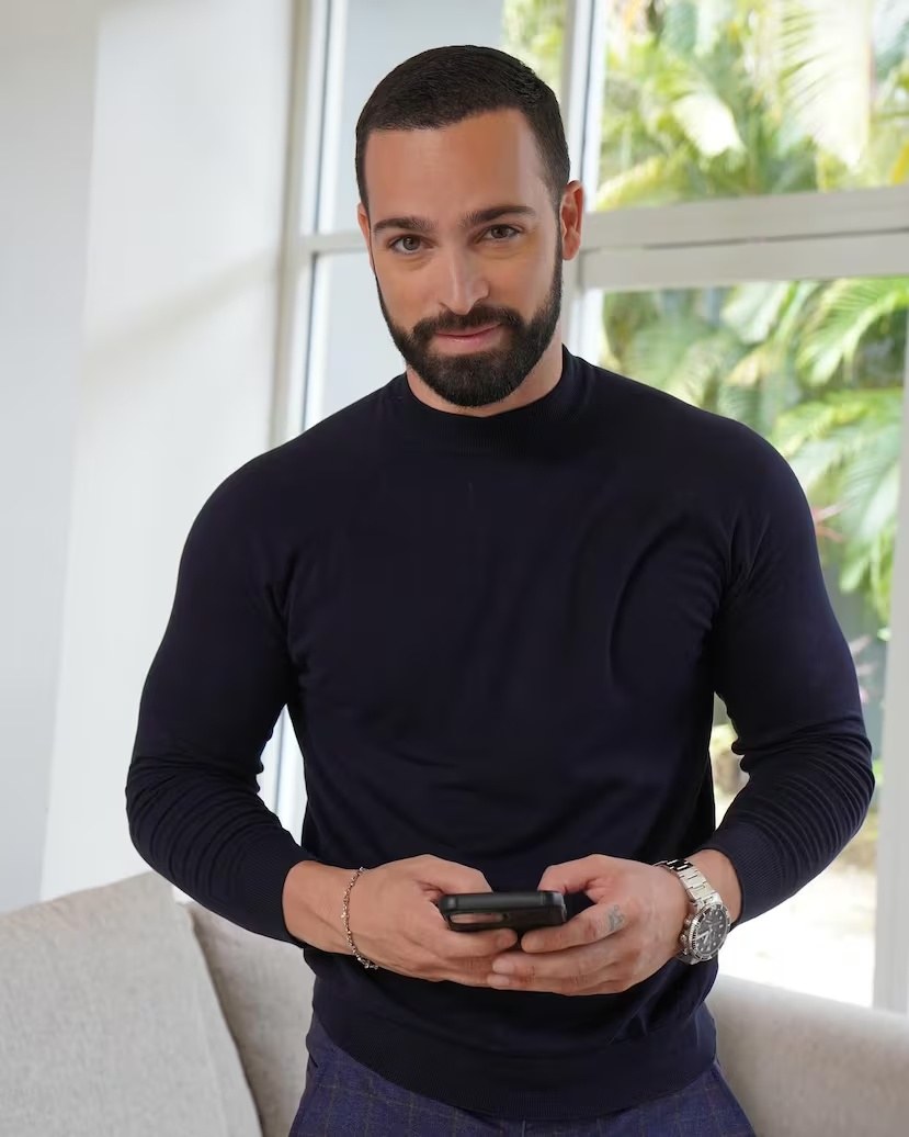 Carlos José Torres en retrato lifestyle